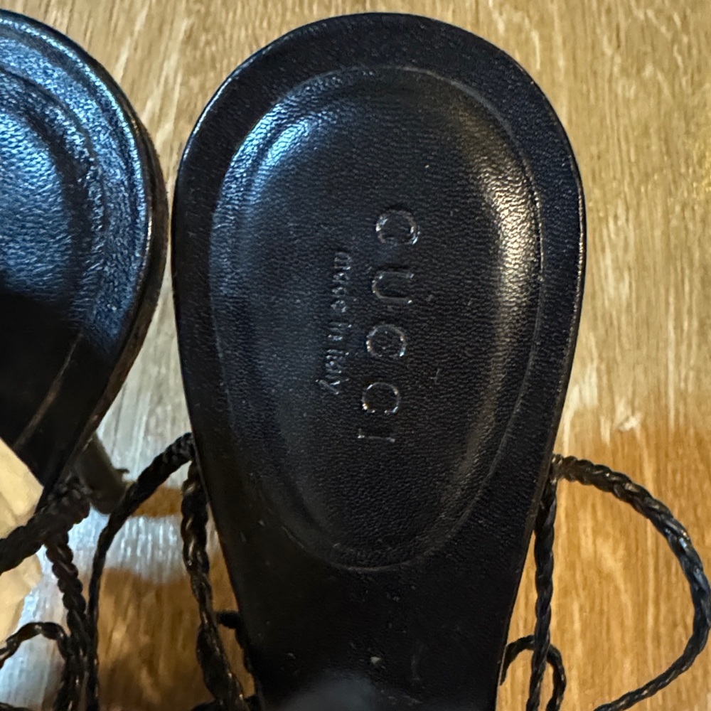 Gucci Elegant Black Strappy Women's Sandals Size 9.5 B. Worn once 4 photo shoot - Picture 2 of 10